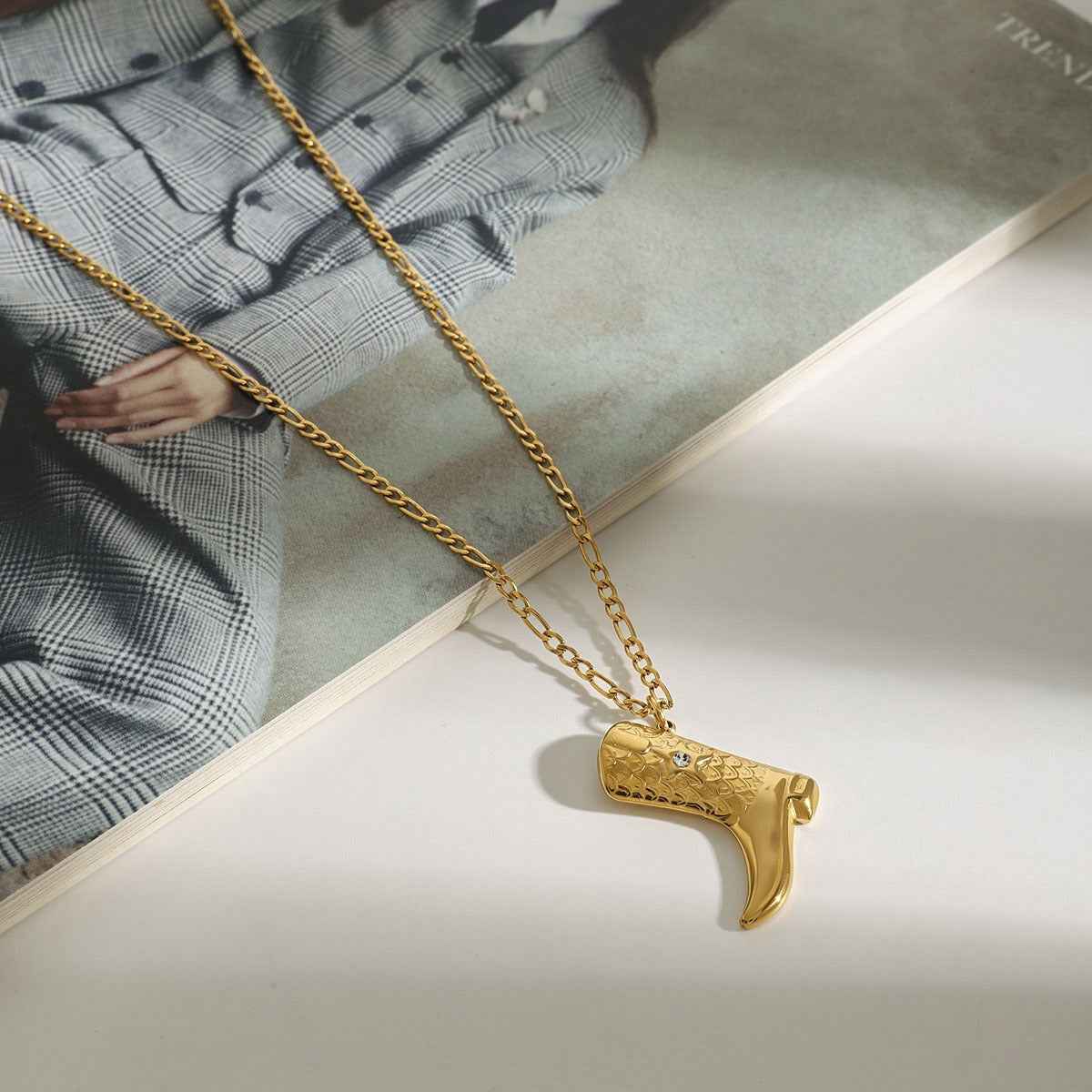 18K gold boots inlaid with gemstones and textured design trendy and unique necklace