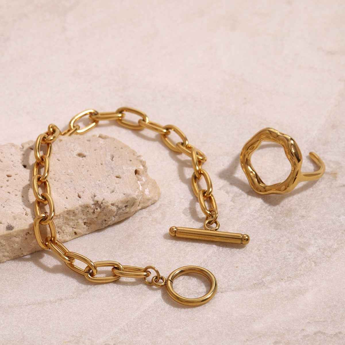 18K Gold and Zirconia Earring Set