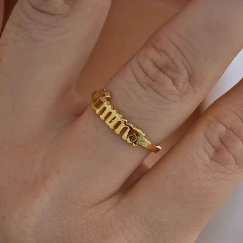 Customized Smooth Name Engraving Ring