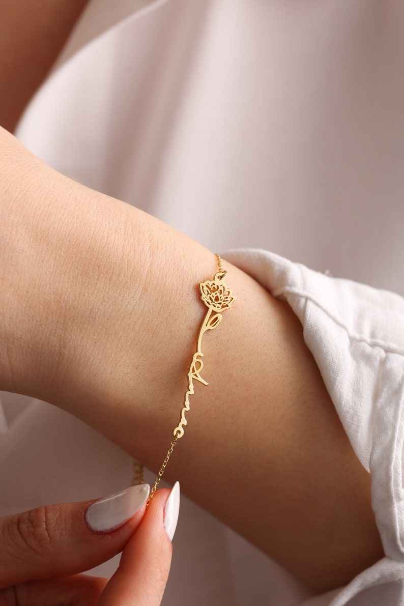 Customized Birth Flower Name Bracelet
