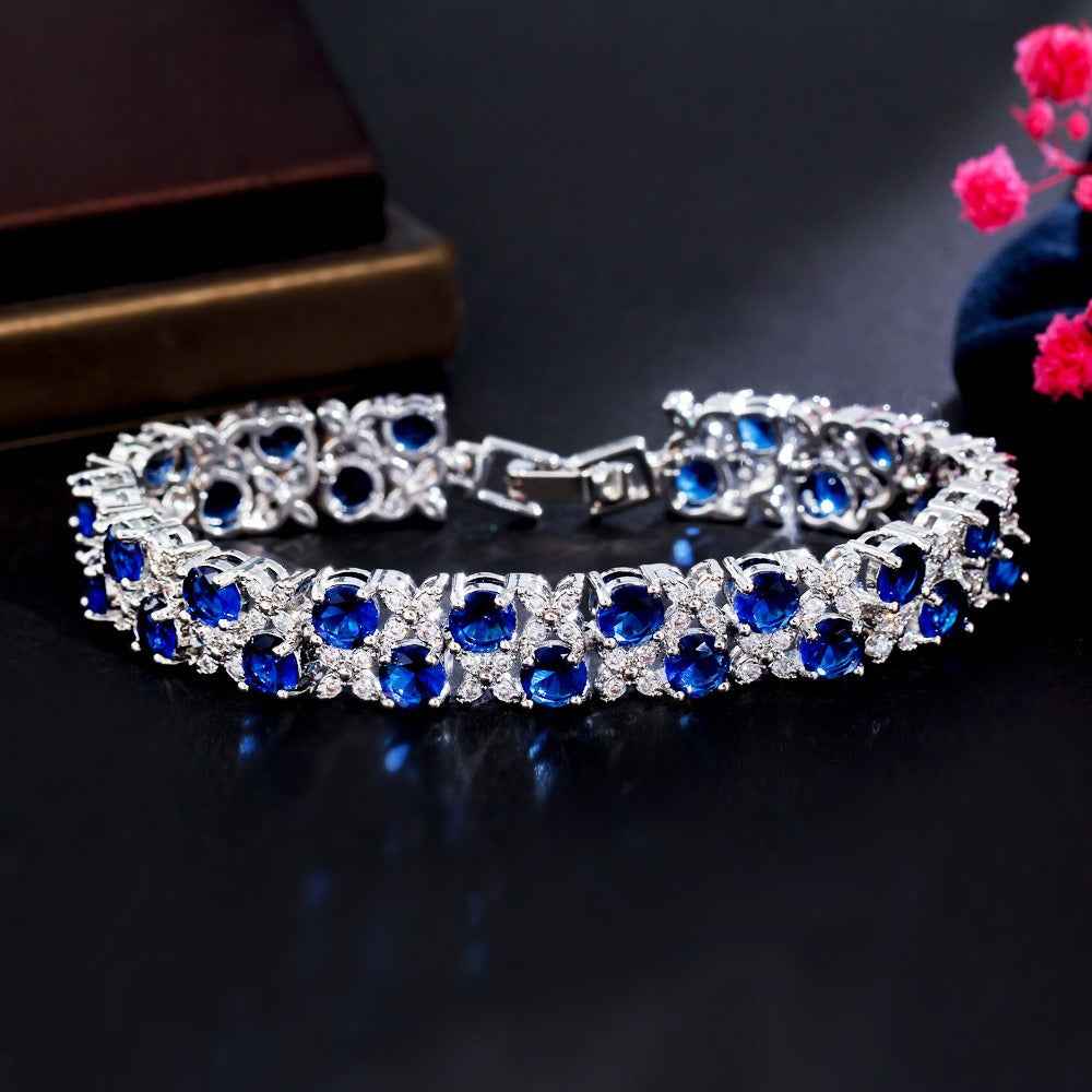 Zircon micro-inlaid gemstone and sparkling diamond-plated bracelet