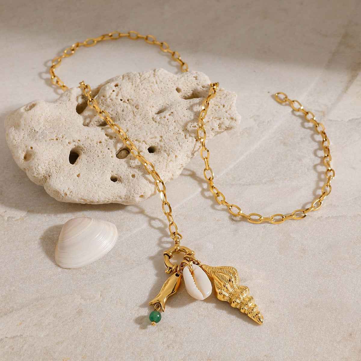 18K Gold Conch Shape Textured Beach Style Necklace
