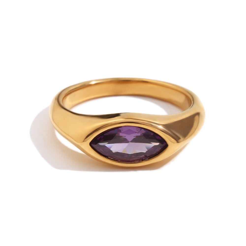 18K gold ring with marquise-cut zircon and seal design