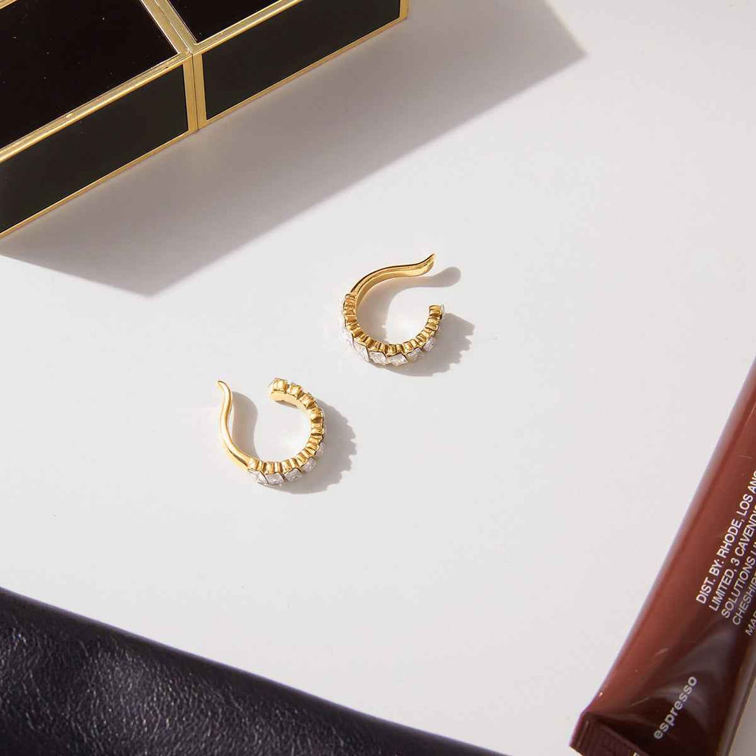 Light luxury, high-end zircon earrings