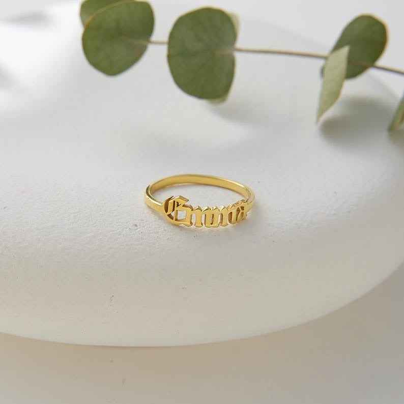 Customized Smooth Name Engraving Ring