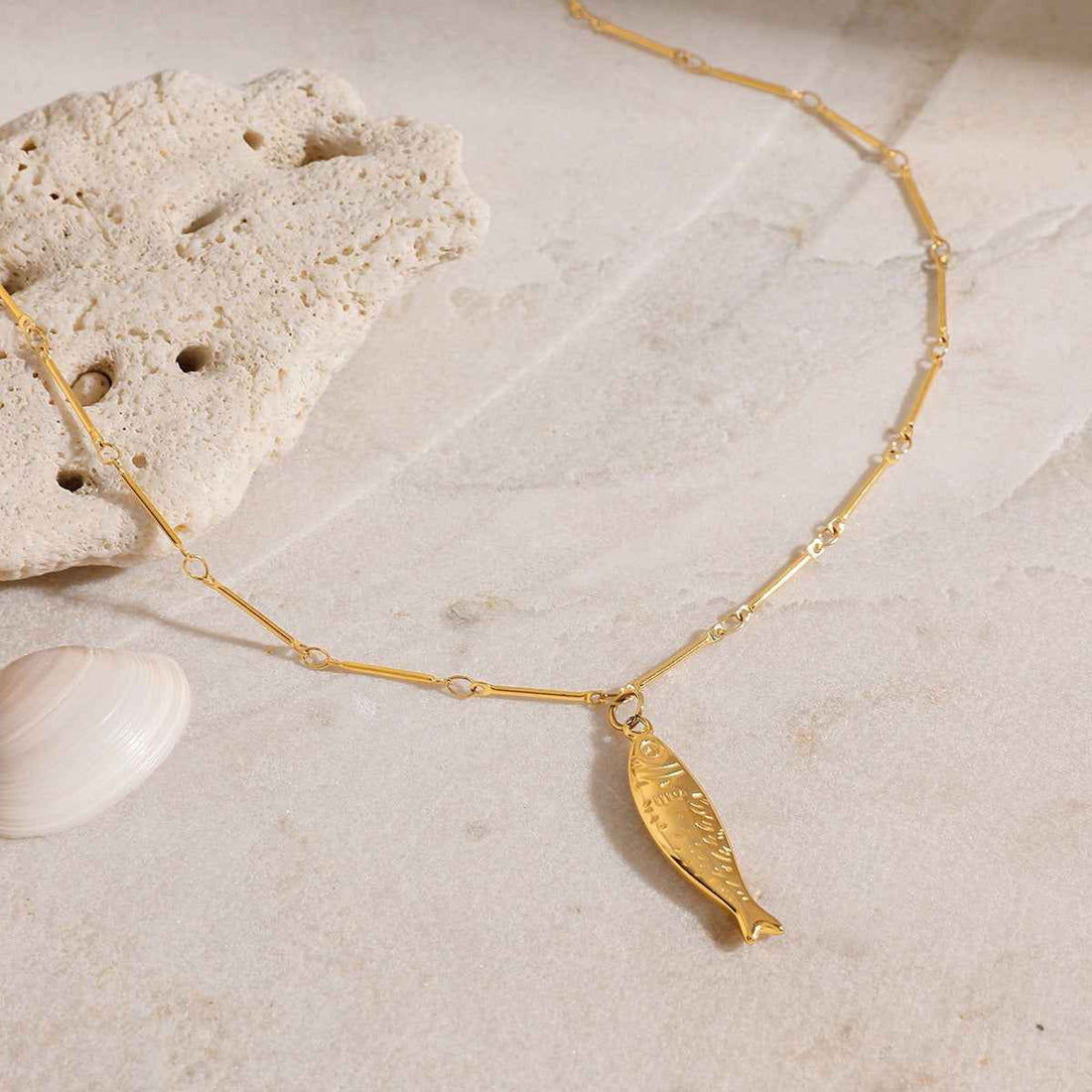 18K Goldfish Shape Design Exquisite Fashion Necklace Earrings Set