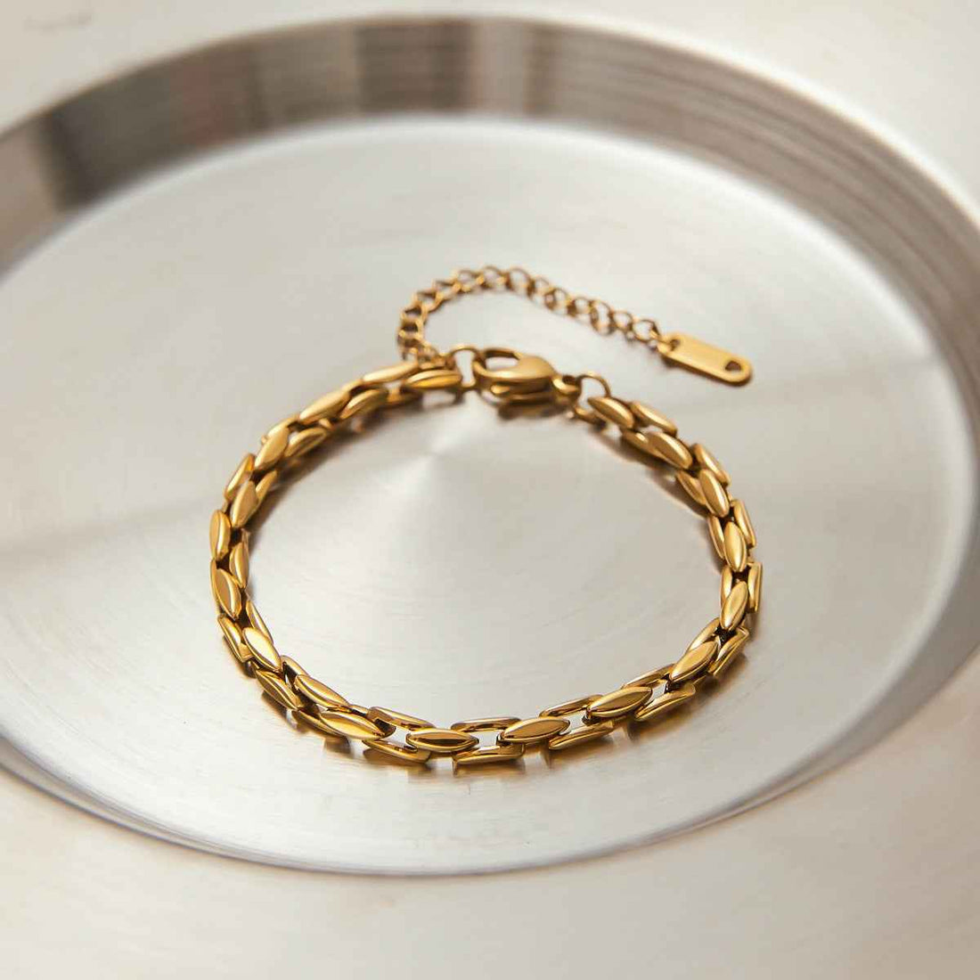 18k gold light luxury high-end bracelet
