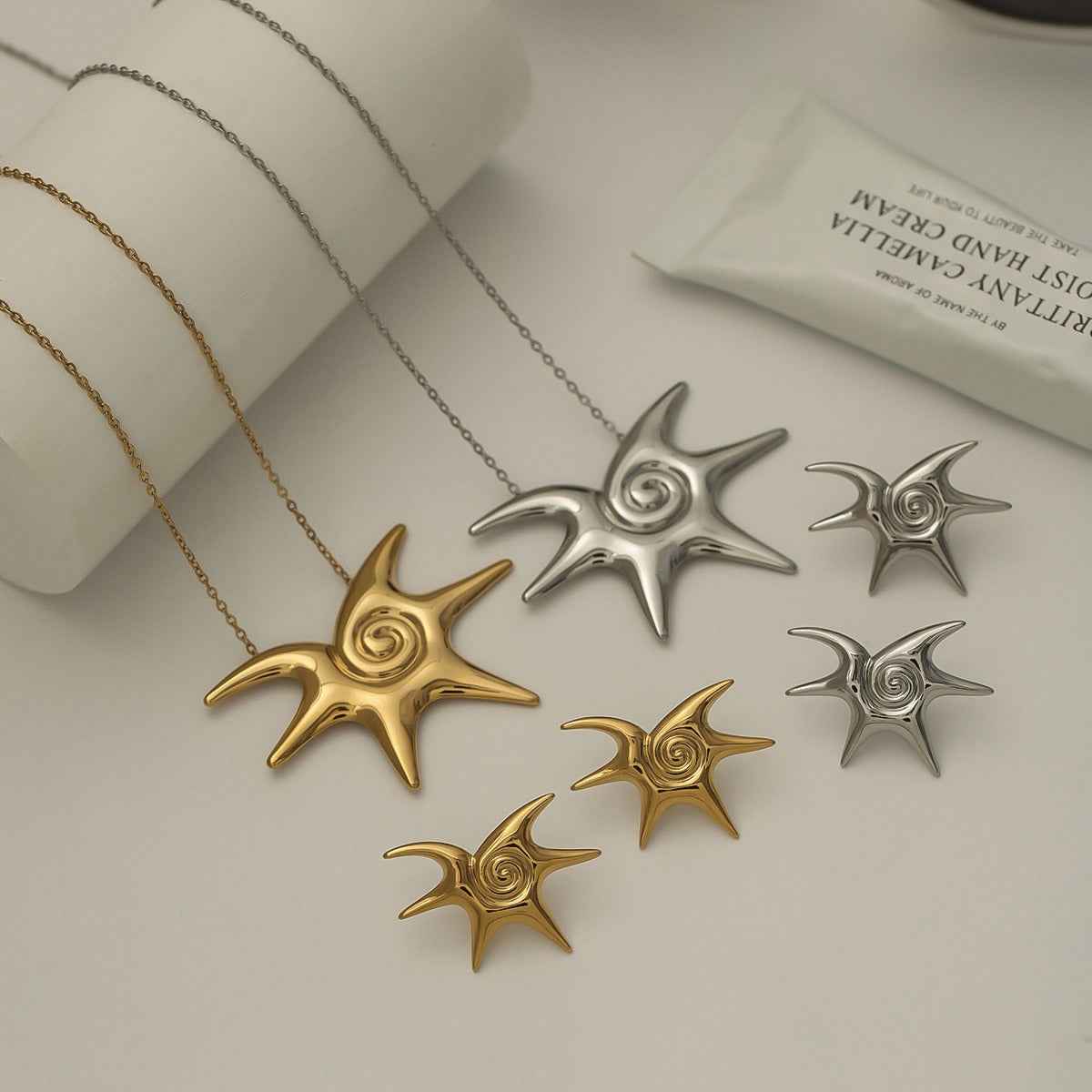 18K gold sun with thread design trendy and unique earrings and necklace set