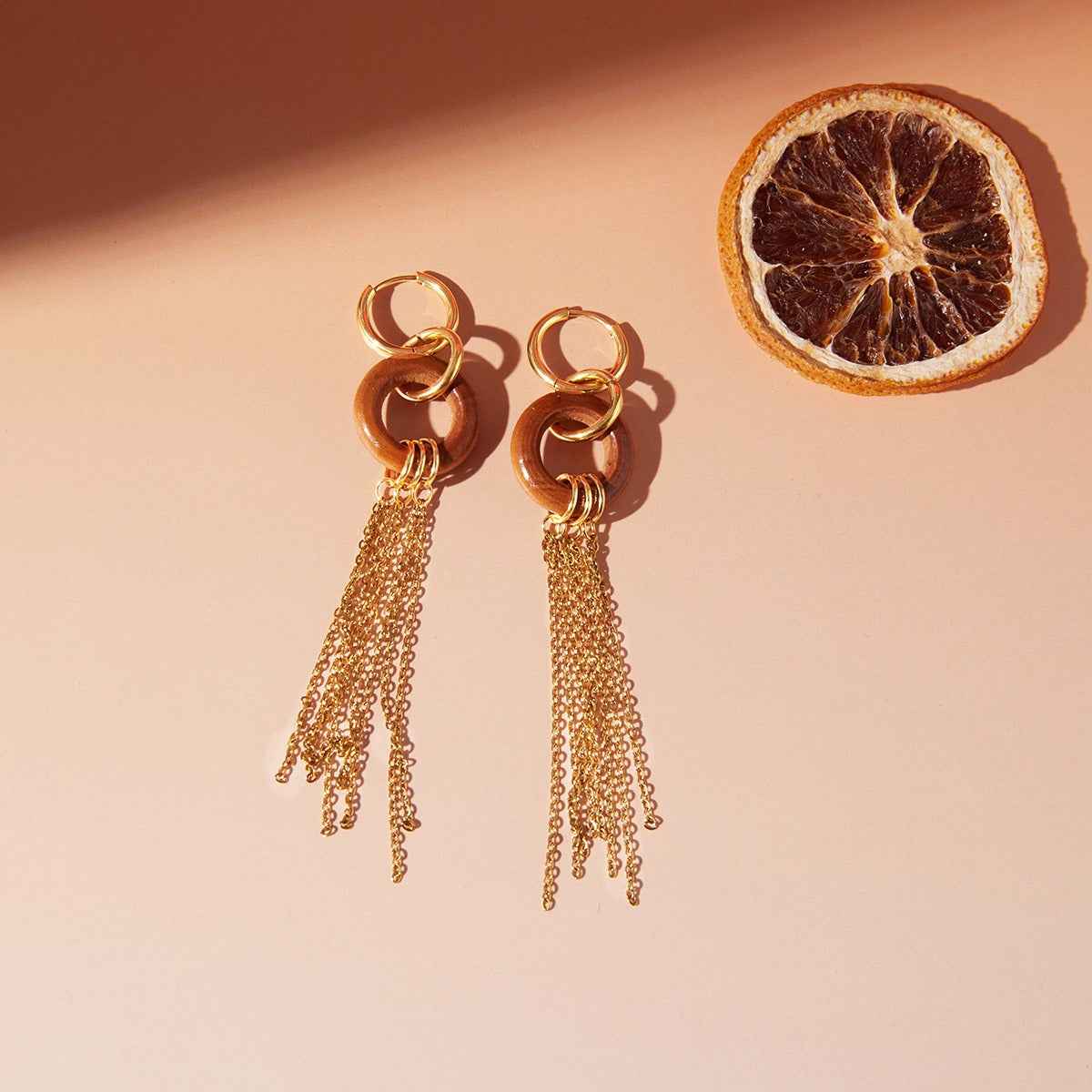 18K gold lightweight luxury and high-end wooden tassel earrings