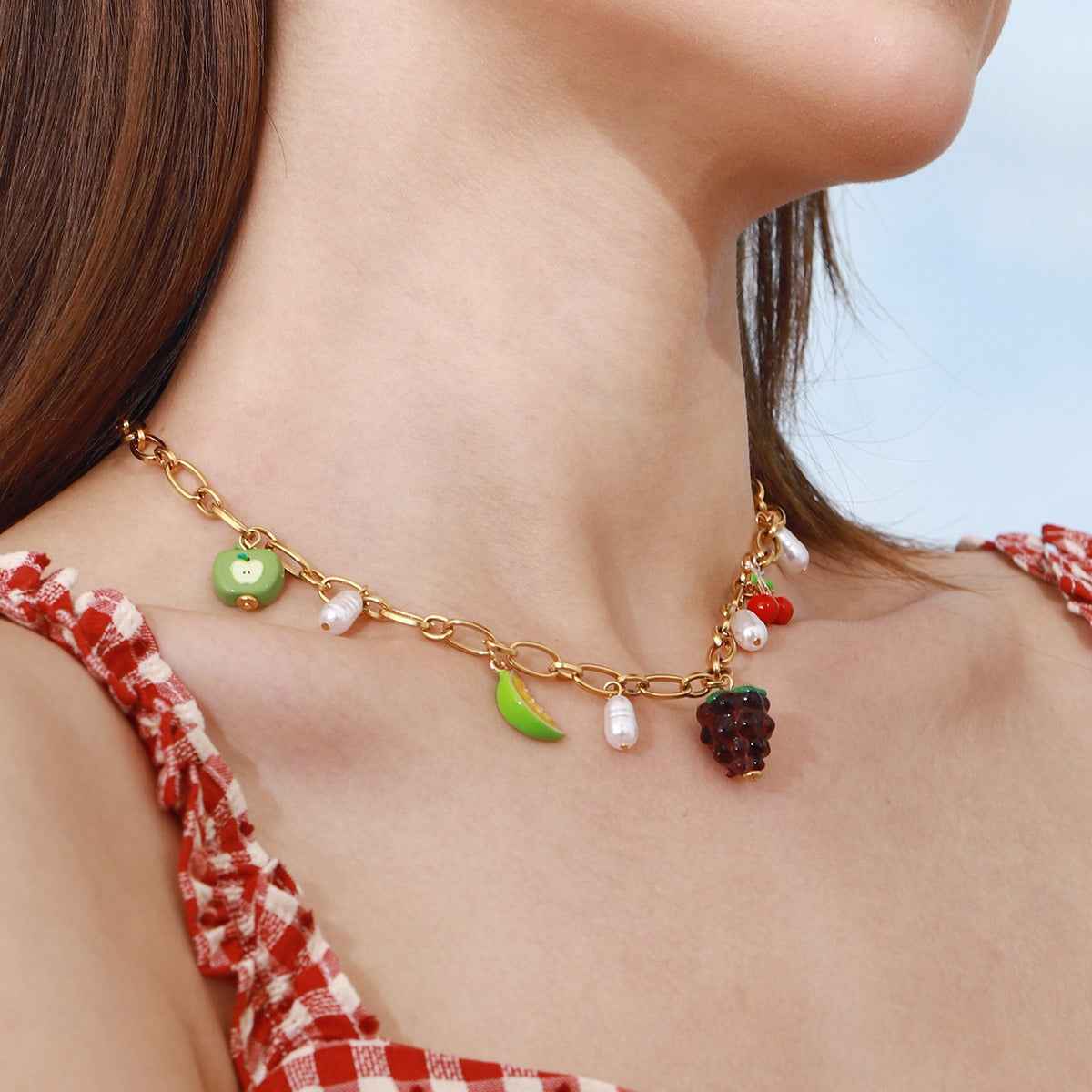 18K gold fruit shape with pearl design fresh and cute necklace