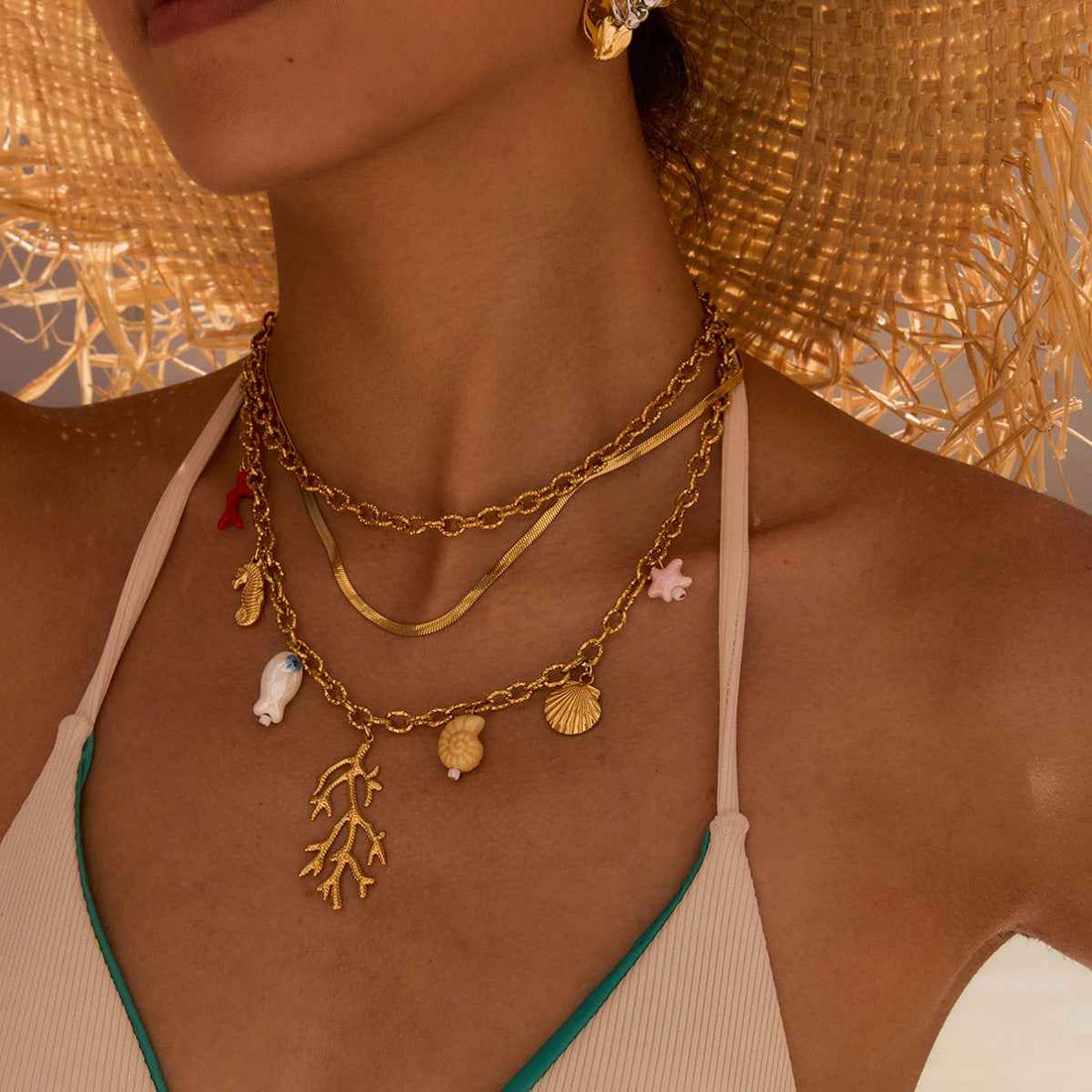 18K Gold Coral Shape Ocean Style Necklace