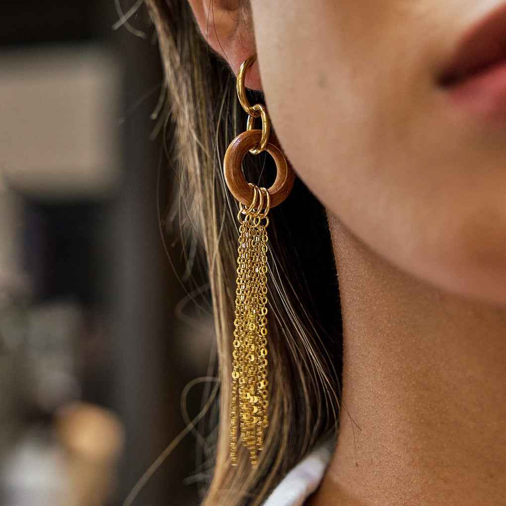 18K gold lightweight luxury and high-end wooden tassel earrings