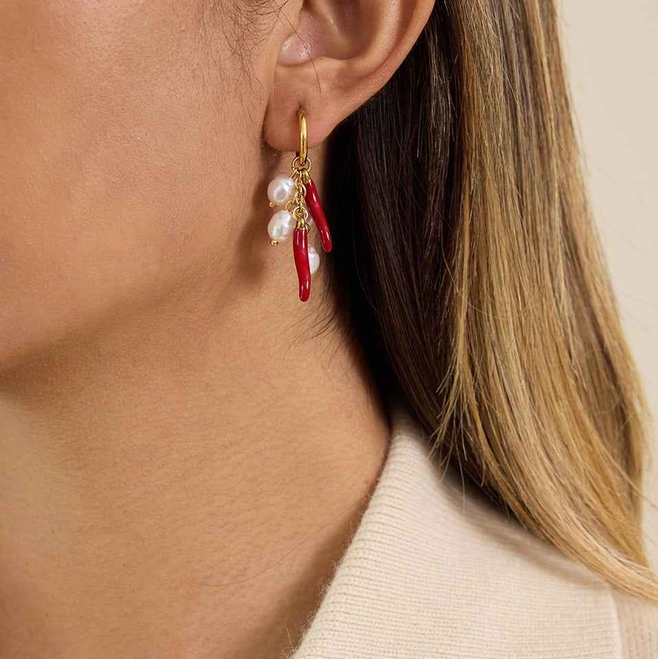 18K gold lightweight luxury and high-end chili pepper and pearl earrings