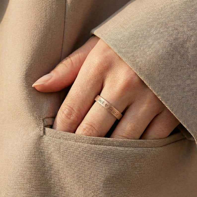 Customized Smooth Name Engraving Ring
