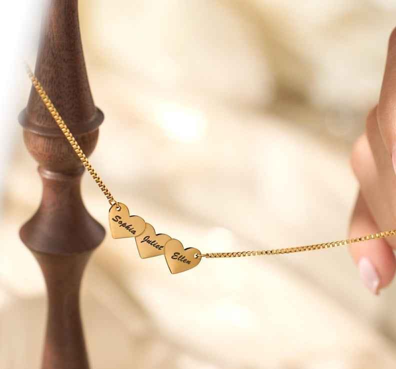 Heart-shaped interlocking custom name necklace