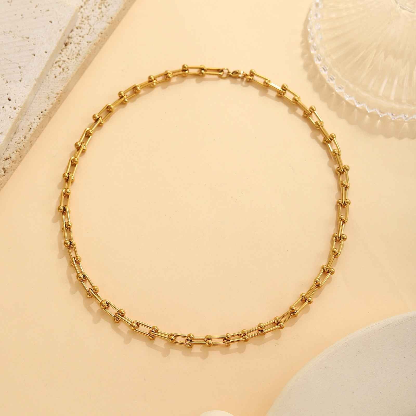 18k gold U-shaped horseshoe clasp bracelet necklace