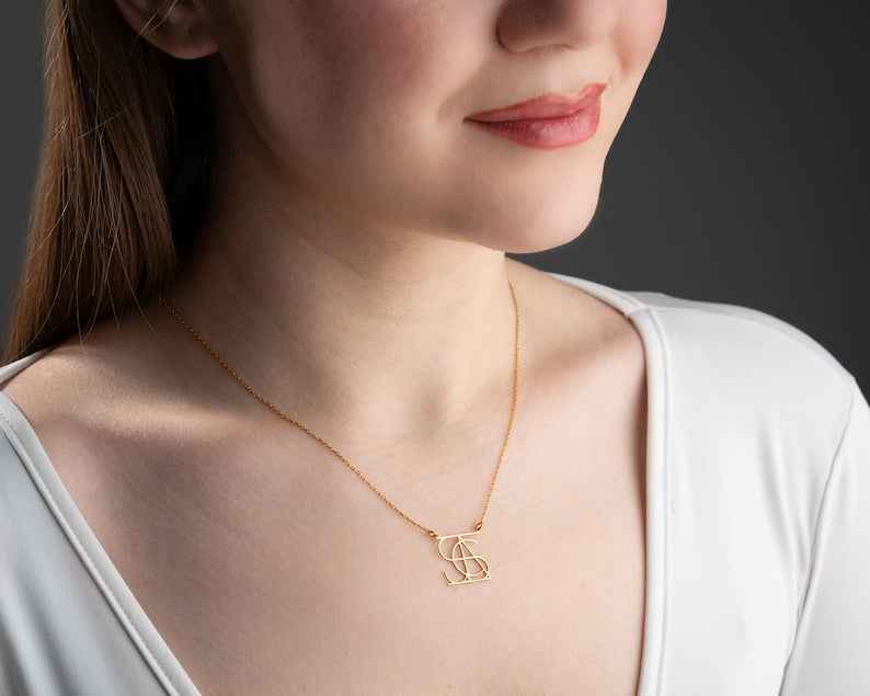 Customized Intertwined Initial Name Necklace