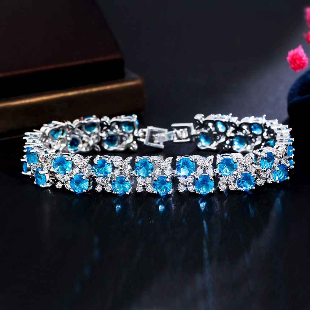 Zircon micro-inlaid gemstone and sparkling diamond-plated bracelet