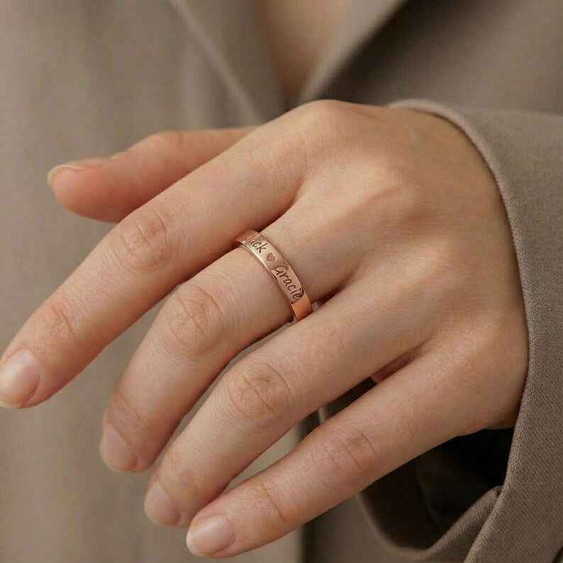 Customized Smooth Name Engraving Ring