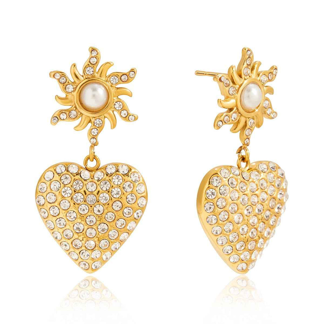 18K gold-plated, rhinestone-embellished heart-shaped pearl titanium steel stud earrings
