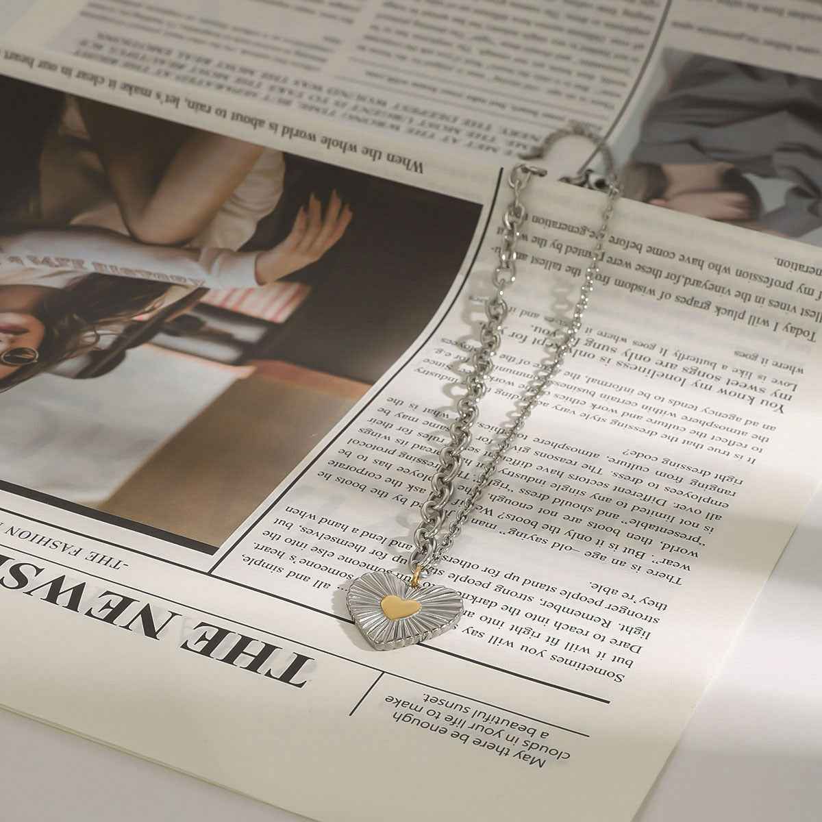 Heart with texture design exquisite fashion necklace