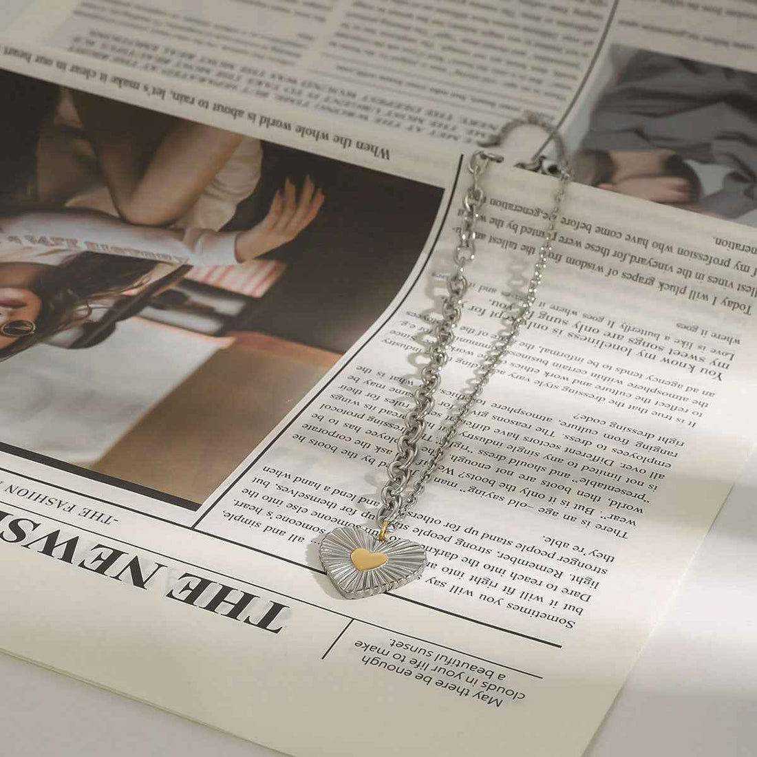 Heart with texture design exquisite fashion necklace