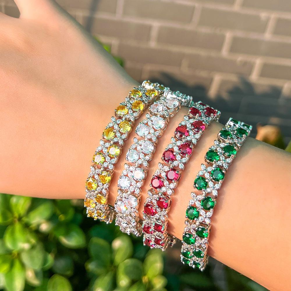 Zircon micro-inlaid gemstone and sparkling diamond-plated bracelet