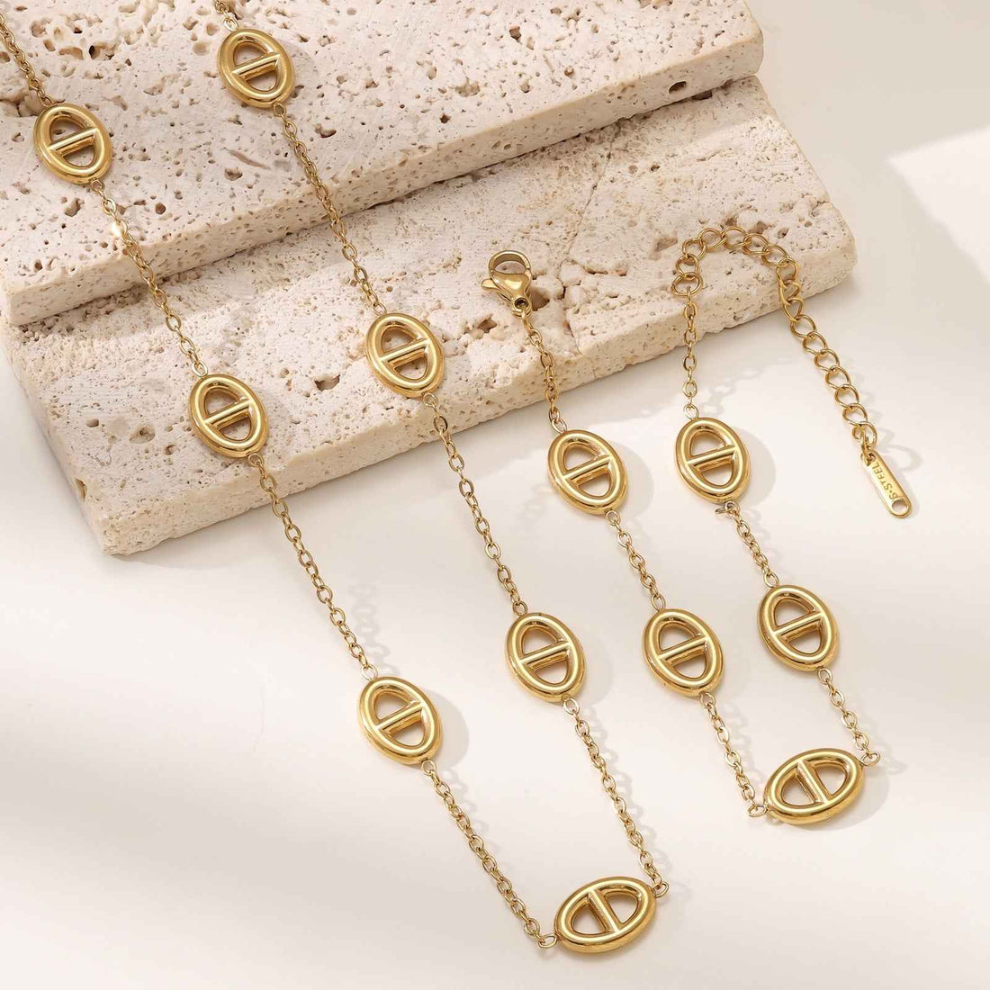 18K Gold Pig Nose Necklace and Bracelet Set