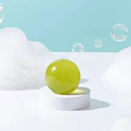 ongredients Jeju Green Tea Cleansing Ball 110g - Atelievuè